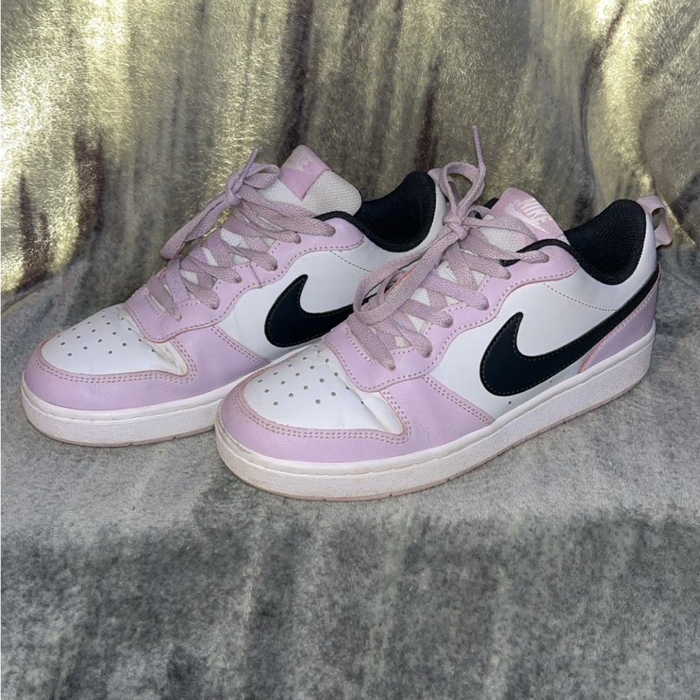 Nike Women's Pink and White Sneakers